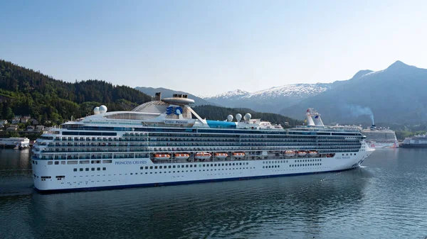 Ketchikan Alaska Usa May 2019 Cruise Ship Voyage Side View — 图库照片