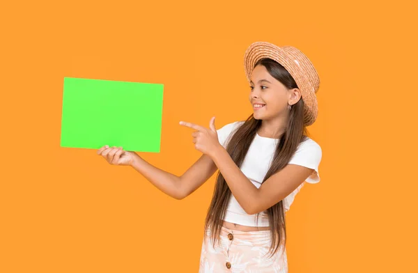 Happy Teen Girl Copy Space Green Paper Yellow Background Point — Fotografia de Stock