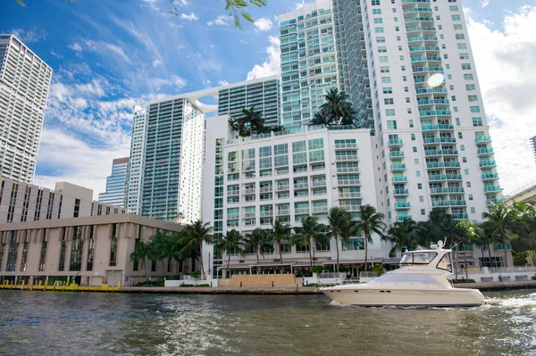 Miami Metropolis Met Wolkenkrabber Architectuur Buiten Metropool Met Wolkenkrabber Architectuur — Stockfoto