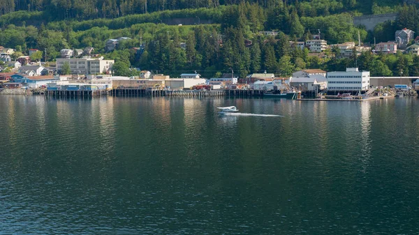 Landskap Med Biplan Vid Havet Alaska Stad Landskap Med Biplan — Stockfoto