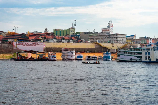 Manaus Brasil Dezembro 2015 Porto Portuário Itinerante Para Férias Verão — Fotografia de Stock