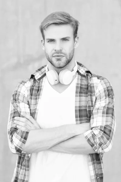Trendy Man Music Lifestyle Wearing Checkered Shirt Photo Man Music — Stockfoto