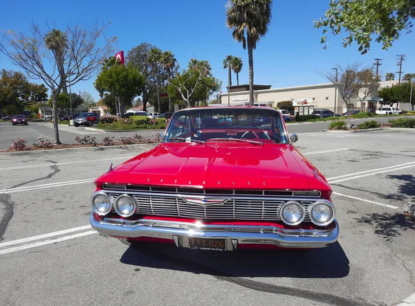 Los Angeles Californie États Unis Mars 2021 Red Chevrolet Impala — Photo