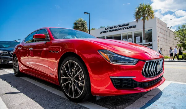 Miami Florida Usa March 2023 Red 2016 Maserati Ghibli Partked — 스톡 사진