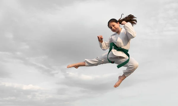 Martial Art Concept Teen Girl Practicing Martial Art Girl Martial — Photo