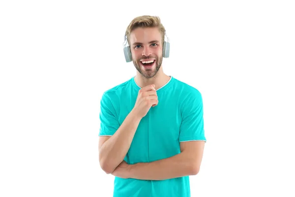 Homem Alegre Millennial Fones Ouvido Estúdio Homem Millennial Fones Ouvido — Fotografia de Stock