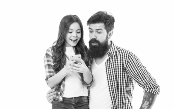 Got Message Father Daughter Read Sms Message Chatting Phone Modern — Stock Photo, Image