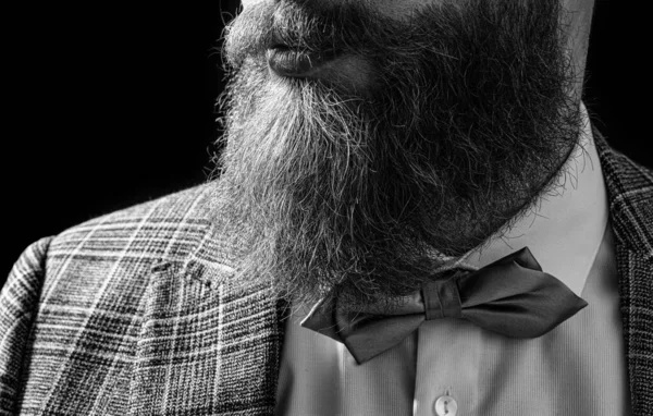 Рудий Бородатий Чоловік Бородою Ізольований Чорному Бородатий Чоловік Бородою Студії — стокове фото