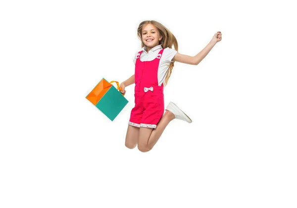 Девочка Подросток Прыгает После Покупок Изолированной Белом Девочка Подросток Прыгает — стоковое фото