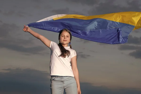 Teen Girl Ukraine Child Flag Ukraine Kid Ukraine Flag Feel — Stockfoto