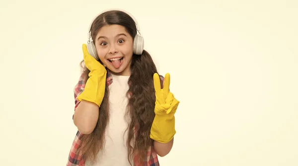 Κάνε Σπίτι Πιο Χαρούμενο Καθαριότητα Κορίτσι Φορούν Ακουστικά Και Γάντια — Φωτογραφία Αρχείου