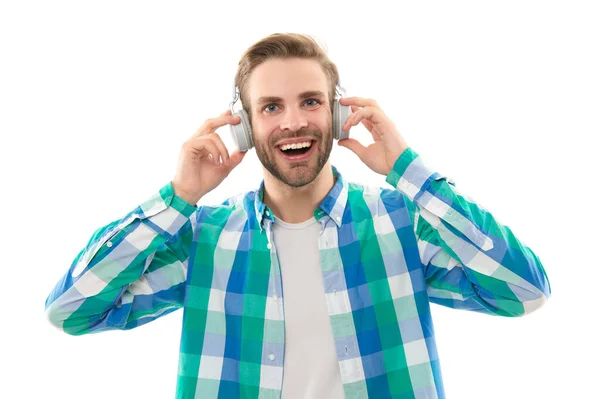 Usmívající Tisíciletý Muž Nosí Studiu Sluchátka Millennial Muž Poslech Hudby — Stock fotografie