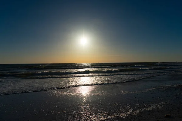 Mar Amanecer Playa Del Océano Atardecer Paisaje Marino Las Vacaciones —  Fotos de Stock