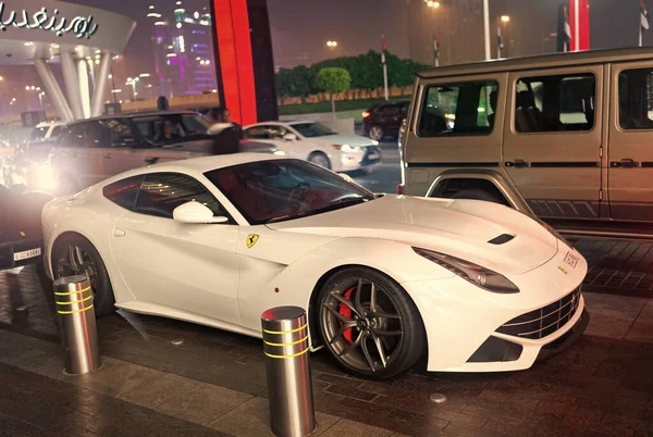 Дубай Объединенные Арабские Эмираты Декабря 2017 Автомобиль Ferrari F12 Berlinetta — стоковое фото