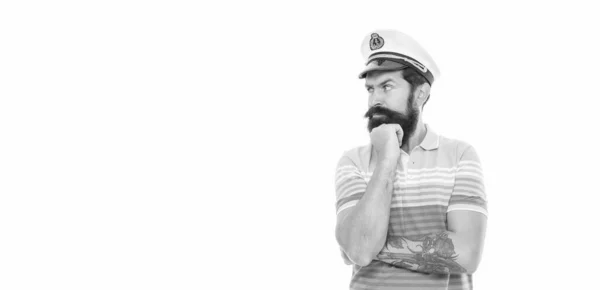 脇を見ている衝撃的な男船員 帽子をかぶった髭の男 髭と口ひげを生やしたUnshaven男は白い コピースペースに隔離された — ストック写真
