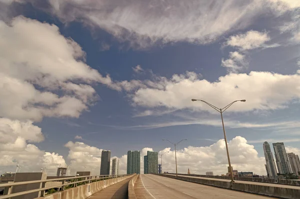 Weg Naar Miami Met Skyscape Weg Naar Miami Florida Weg — Stockfoto