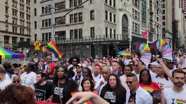 纽约州纽约市 2023年6月25日 2023年纽约的骄傲游行游行 Lgbtq的活跃分子 同性恋 娼妓游行 免版税图库视频