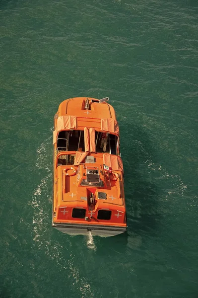 Rescue Lifeboat Sea Rescue Lifeboat Ocean Orange Color Rescue Lifeboat — Zdjęcie stockowe