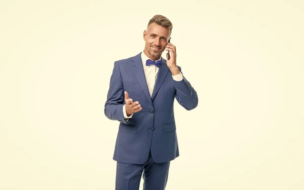 Happy Man Blue Bow Tie Suit Talk Phone Isolated White — Stockfoto