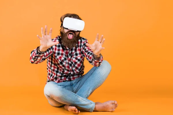 Tecnologie Moderne Uomo Con Occhiali Realtà Virtuale Concetto Tecnologico Futuro — Foto Stock