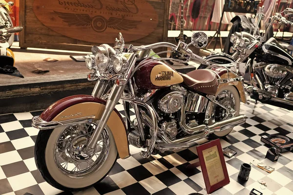 Kyjev Ukrajina Září 2014 Ranchero Harley Davidson Deluxe Vlastní Motocykl — Stock fotografie