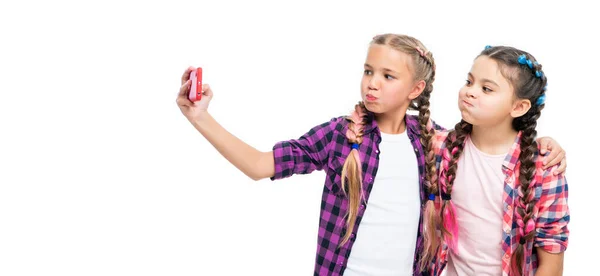 Concepto Amistad Reconfortante Selfie Amistad Escolares Haciendo Selfie Niñas Niños — Foto de Stock