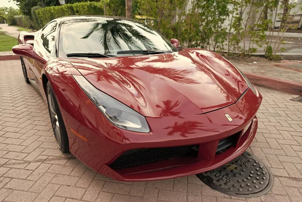 Miami Beach Florida Usa April 2021 Red Ferrari 488 Gtb — Stockfoto