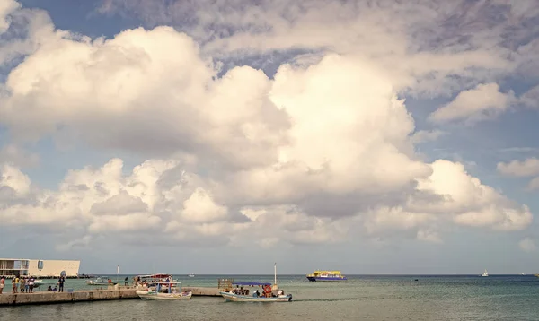 Cozumel México Diciembre 2015 Puerto Bahía Con Barcos Horizonte —  Fotos de Stock