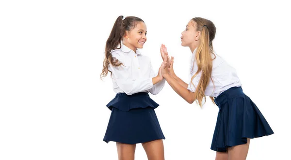 Bildung Und Wissen Kinder Mädchen Uniform Gymnasialausbildung Schuluniform Kinder Mädchen — Stockfoto