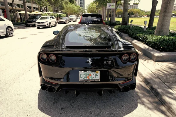 Miami Beach Florida Usa April 2021 Black Ferrari F12 Berlinetta — Foto Stock