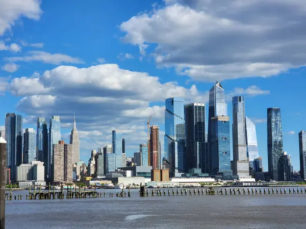 大都市的城市景观 纽约市中心的纽约 曼哈顿天际线 纽约市New York City Nyc摩天大楼 城市的建筑 市中心的庄园和大都市 垂直城市 — 图库照片