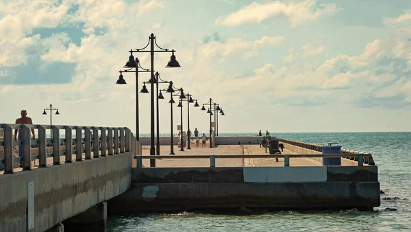 Deck Pier Promenade Mit Straßenlaterne Meer Deck Pier Promenade Weg — Stockfoto