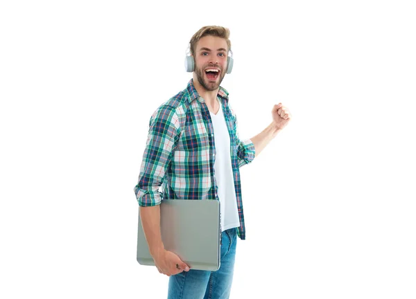 Foto Estudante Homem Milenar Com Laptop Fones Ouvido Estudante Homem — Fotografia de Stock