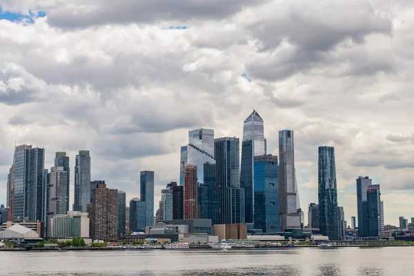 美国纽约市 2023年5月5日 曼哈顿城市景观体现了纽约市的精神 — 图库照片