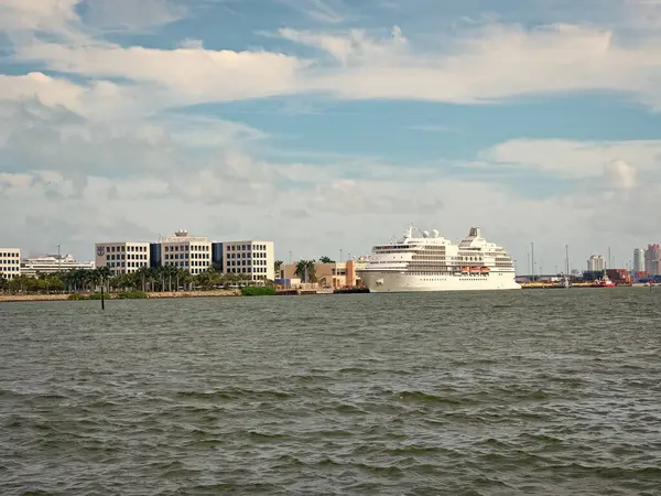 Miami Florida Usa January 2016 Cruise Ship Liner Marine Harbor — 스톡 사진