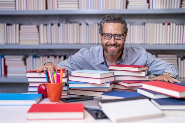 Professor Escola Melhorar Educação Biblioteca Dia Conhecimento Professor Preparar Para — Fotografia de Stock