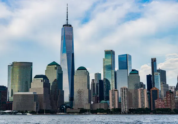 Nyc摩天大楼 城市的建筑 市中心的曼哈顿和胡森河 大都市 大都市的城市景观 纽约市中心的纽约 曼哈顿的摩天大楼New York City — 图库照片
