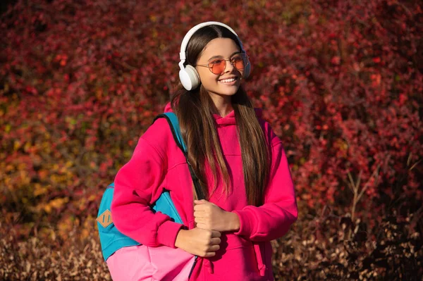 School Girl Autumn Student Schoolgirl Backpack Going School Wearing Sunglasses — Stock Photo, Image