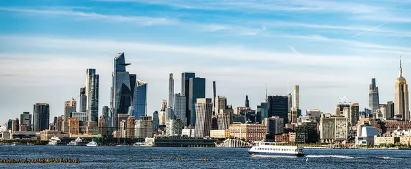纽约市New York City Nyc摩天大楼 城市的建筑 曼哈顿和胡森河的全景 大都市 大都市的城市景观 纽约市中心的纽约 曼哈顿天际线 — 图库照片