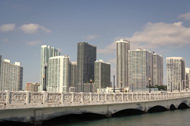 Miami, Florida 'daki şehir merkezi manzarası. Metropolis şehir merkezinin fotoğrafı. Şehir merkezi şehir manzarası. Modern şehir merkezi şehir manzarası.