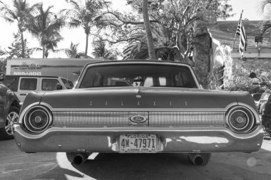 Miami, Florida USA - 20 Mart 2021 Ford Galaxie Retro Car, Backview.