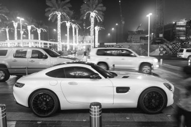 Dubai, Birleşik Arap Emirlikleri - 23 Aralık 2017: Mercedes AMG GT S C190 Sürüm 1 araba.