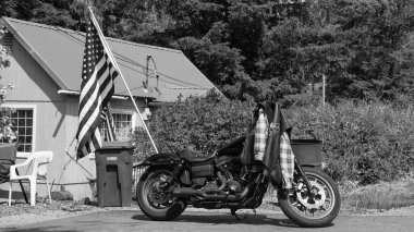 Wrangell, Alaska ABD - 26 Mayıs 2019: Güneydoğu Gümrük Bisikletleri Harley Davidson motosiklet, yan görüş.