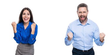 İş başarısı kutlaması ve eğlence. Başarılı bir iş anlaşmasından sonra şirket partisi. Başarılı bir şekilde bağıran iş adamları beyazların izole ettiği anlaşmayı kutluyorlar. İş adamları eğleniyor.