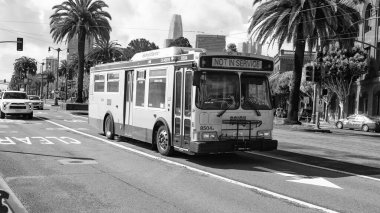 San Francisco, ABD - 19 Mayıs 2019: SF Muni belediye toplu taşıma hattı.