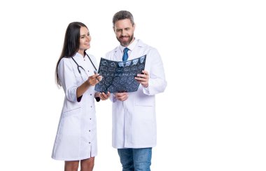 Modern bir hastanenin MRI veya CT odasındaki doktor onkolojisi beyin taraması, uzay afişini kopyalamak için.