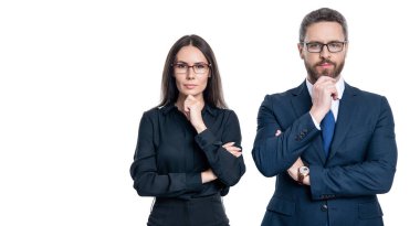 Ofisteki iş arkadaşları. İş arkadaşı olan iş adamları. İş liderliği ve başarı. Lider, liderliği temsil ediyor. Başarılı iş adamları. İşletme lideri beyazları soyutladı. Boşluk afişini kopyala.