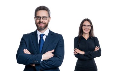 Takım elbiseli iki iş adamı. İş ekibi çalışması ve işbirliği. Ortaklık kavramı. Ortak takımı. Başarılı ortaklık. İş ekibi başarısı. İş ortağı beyazla izole edilmiş. iş oranı.