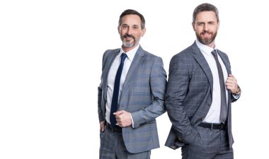 Hırslı iş adamı desteği. Profesyonel iş lideri ve menajeri. Liderlik potansiyeli. Başarılı iş adamı. İş arkadaşları beyazları izole ediyor. Resmi takım elbiseli iki iş adamı..