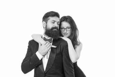 Samimi duygular. İş toplantısı ve ortaklık. Aşk ve romantizm. Nişan etkinliği için resmi çiftler hazırlanıyor. Zarif bir kadın. Erkek smokin modası. Seksi bayan sakallı adamı kucaklıyor. Birbirine aşık çiftler.
